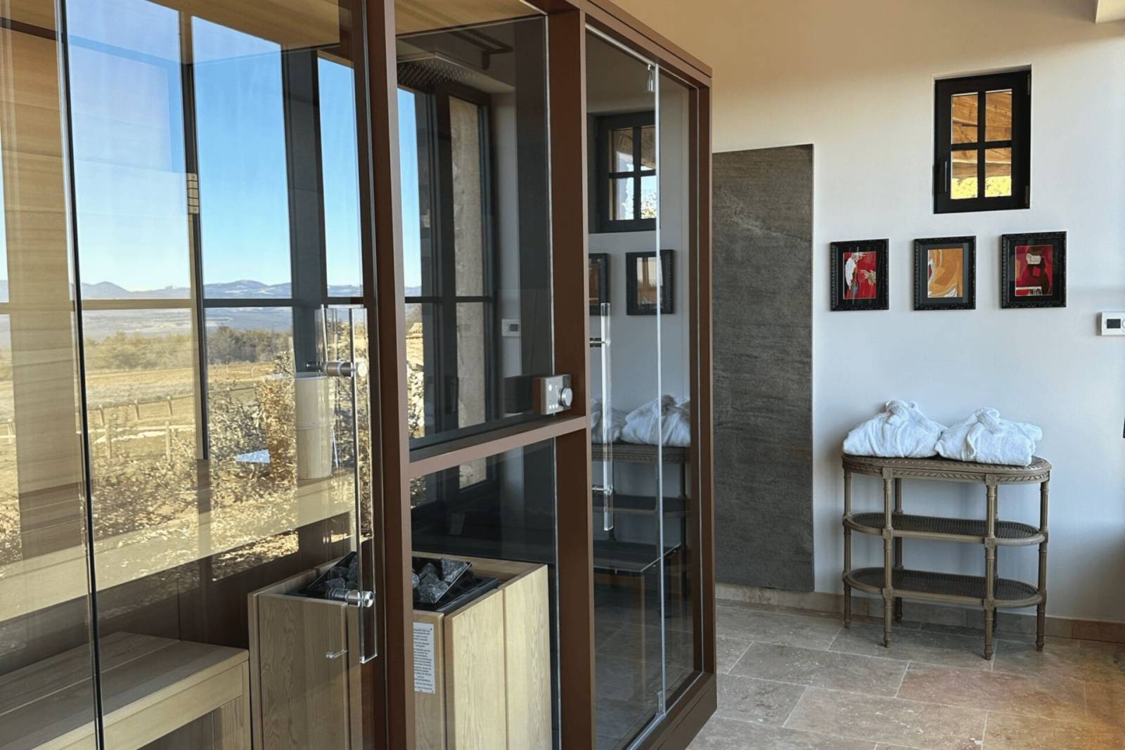 Cabine Sauna & hammam de la chambre d'hôtes de luxe du Domaine Château du Bois