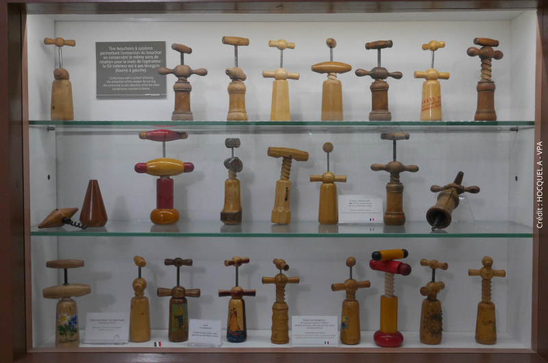 Le musée du tire-bouchon, une visite insolite à Ménerbes, à quelques minutes du Domaine Château du Bois